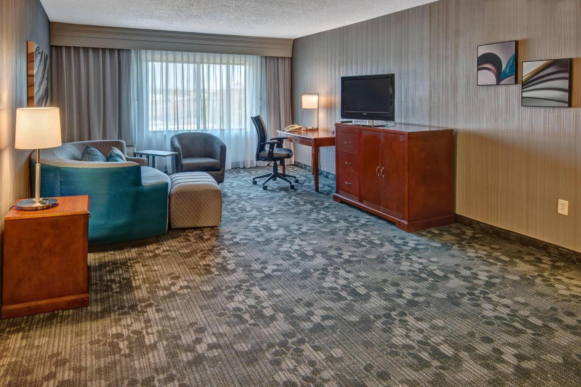 Courtyard By Marriott Springfield Hotel Buitenkant foto