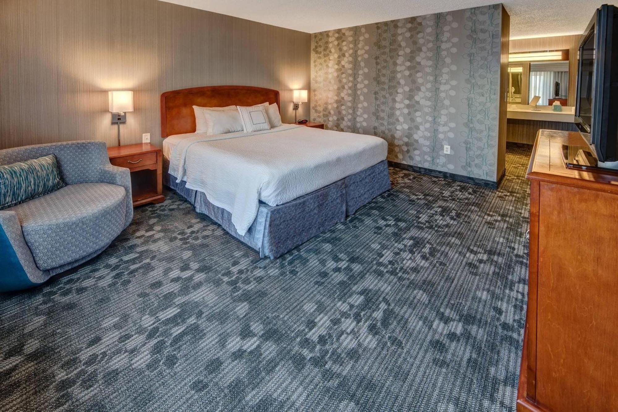 Courtyard By Marriott Springfield Hotel Buitenkant foto