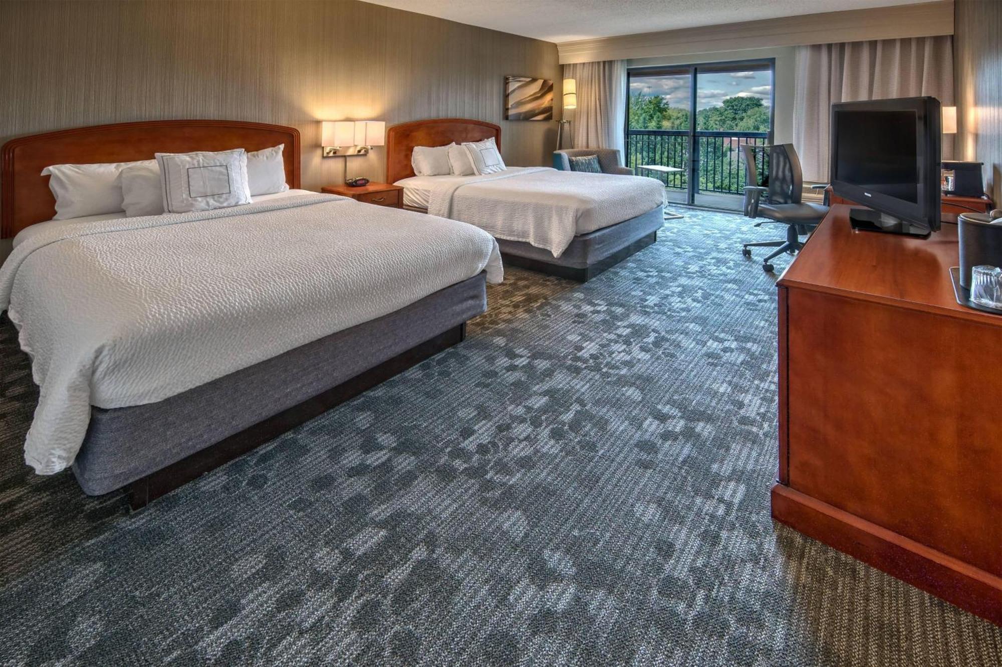 Courtyard By Marriott Springfield Hotel Buitenkant foto