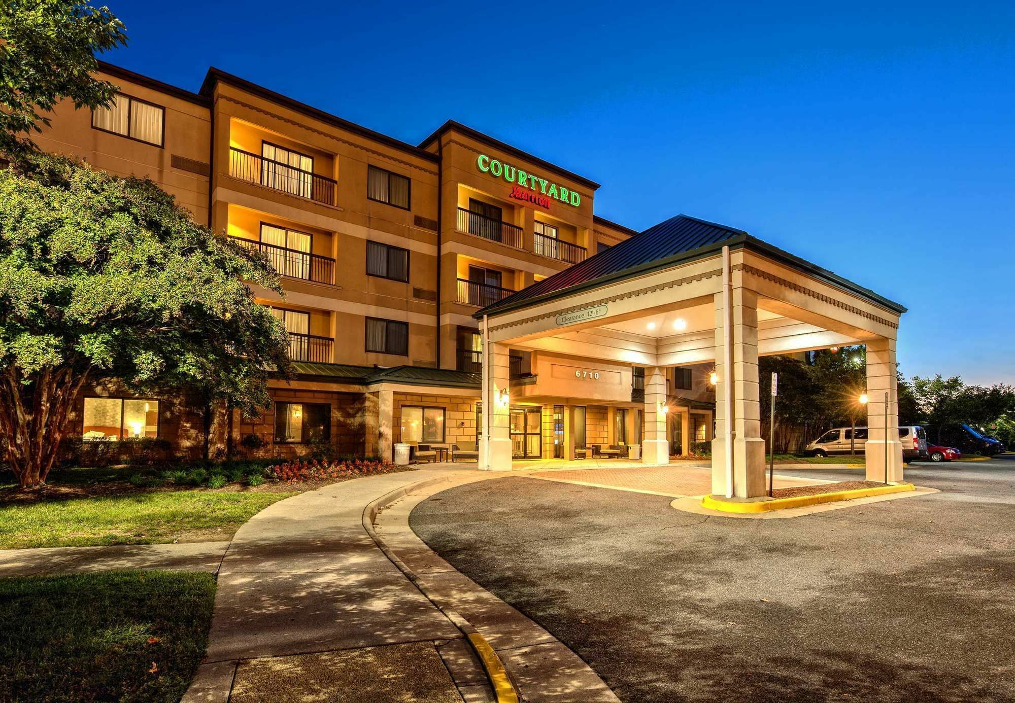 Courtyard By Marriott Springfield Hotel Buitenkant foto